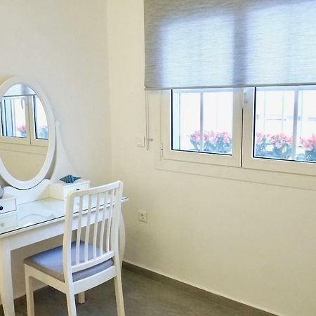 Апартаменти Cycladic Style Apt In Афіни Екстер'єр фото
